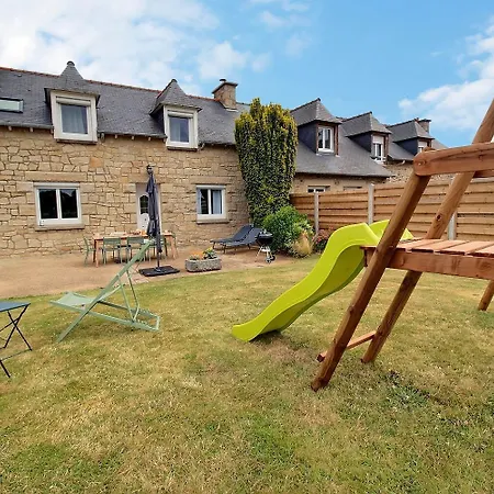 Holiday home D'azeline Lamballe-Armor